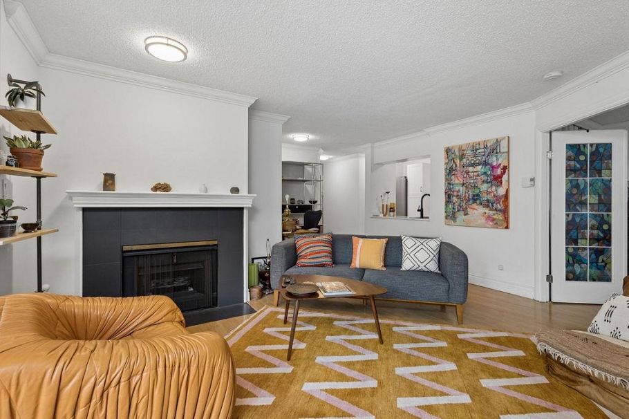 202 1220 Barclay Street Vancouver, BC - 3