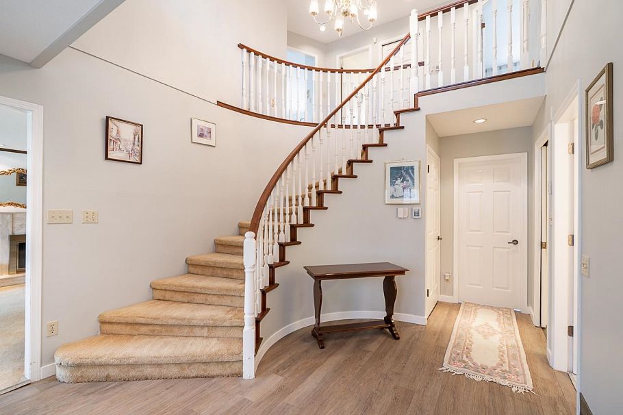 2235 W 16th Avenue Vancouver, BC - 6