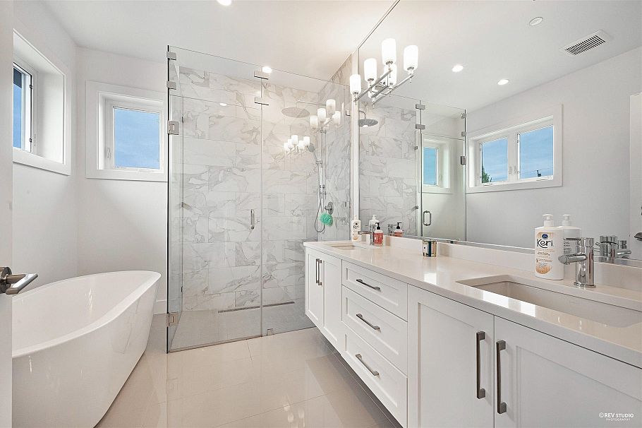 1221 Rossland Street Vancouver, BC - 15