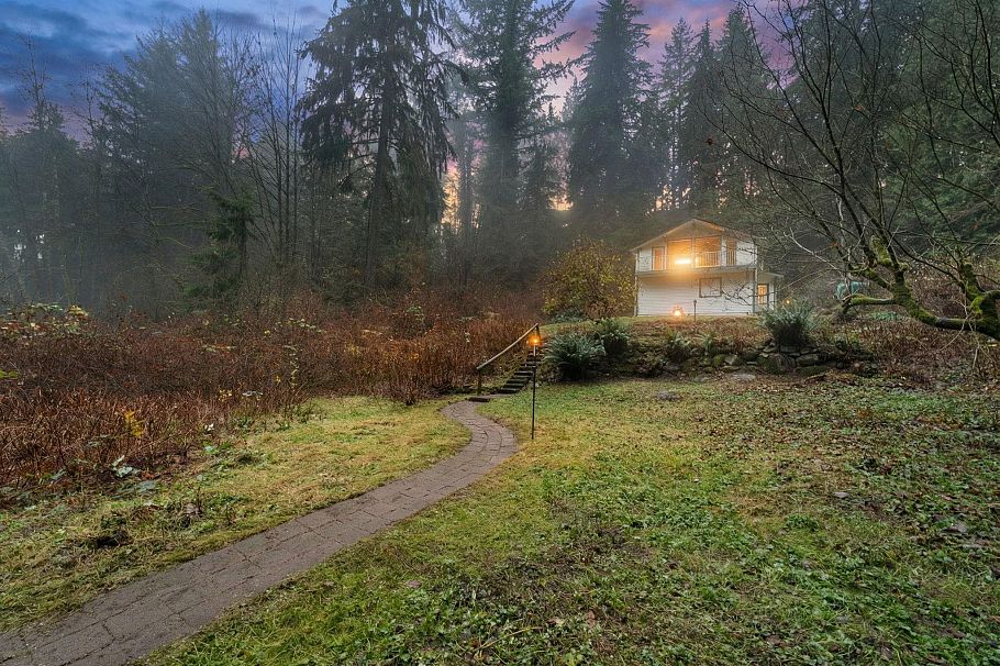 4520 Lynn Valley Road North Vancouver, BC - 31
