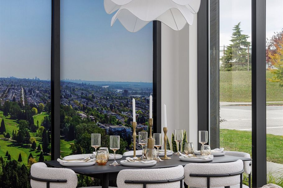 713 688 W 57th Avenue Vancouver, BC - 4