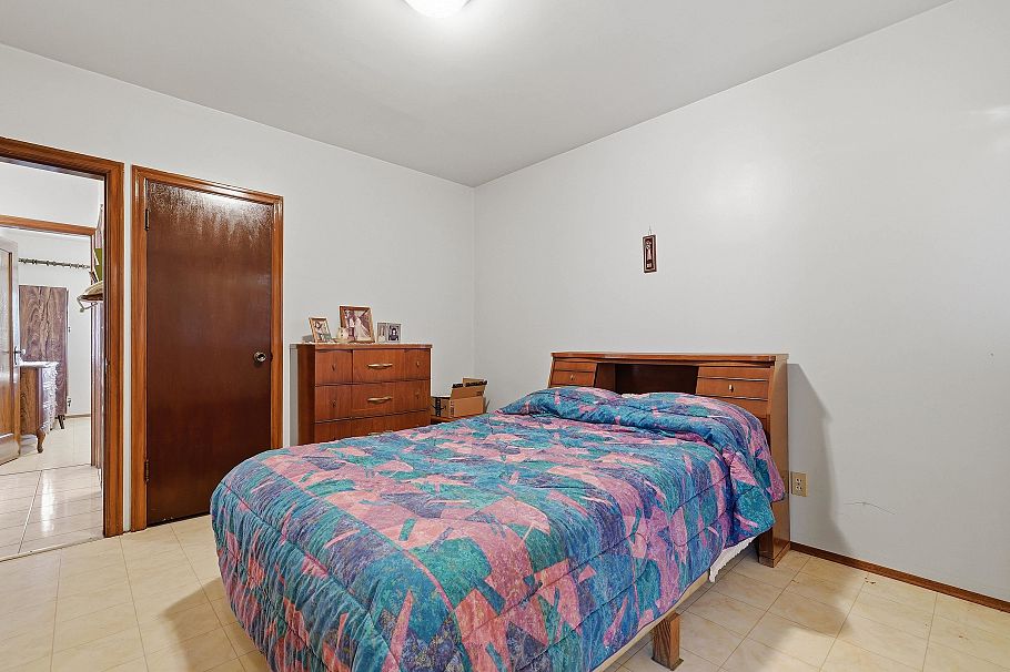 3090 Kitchener Street Vancouver, BC - 12