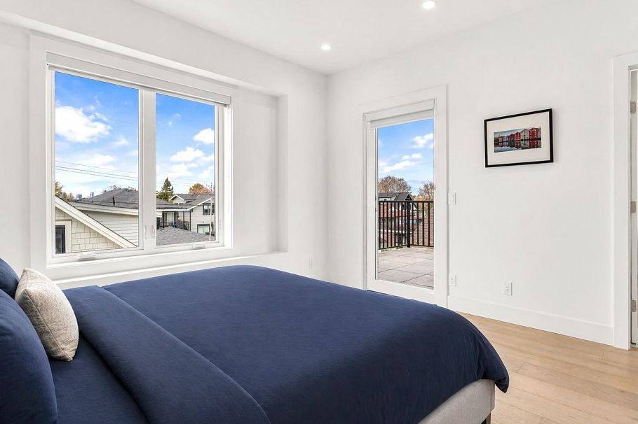 1221 Rossland Street Vancouver, BC - 11