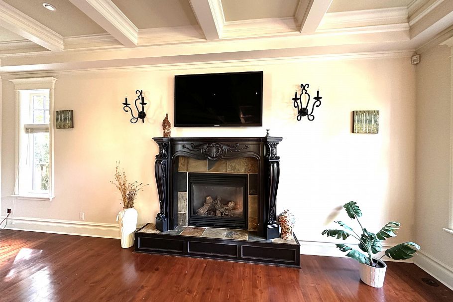 2655 W 37th Avenue Vancouver, BC - 5