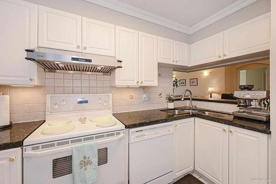 201 2105 W 42nd Avenue Vancouver, BC - 11