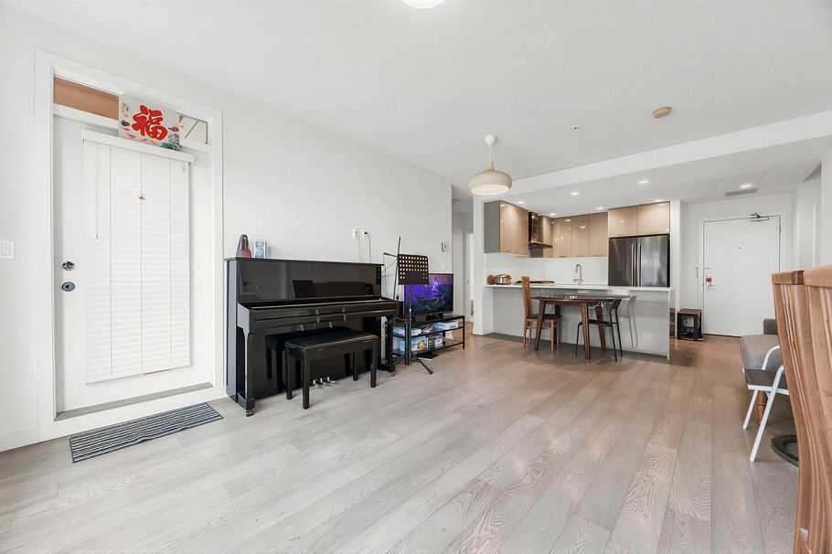 417 3581 Ross Drive Vancouver, BC - 12