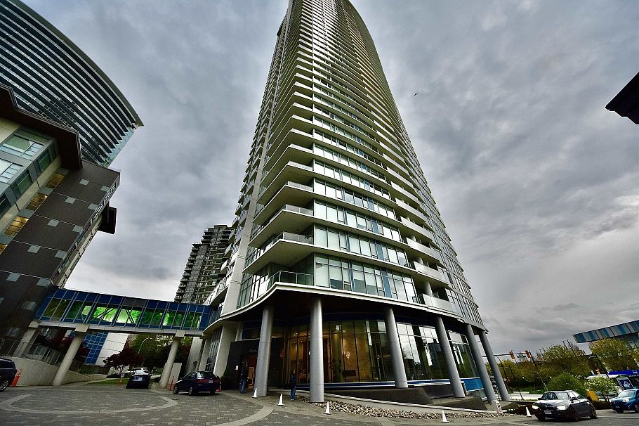 2405 1788 Gilmore Avenue Burnaby, BC - 1