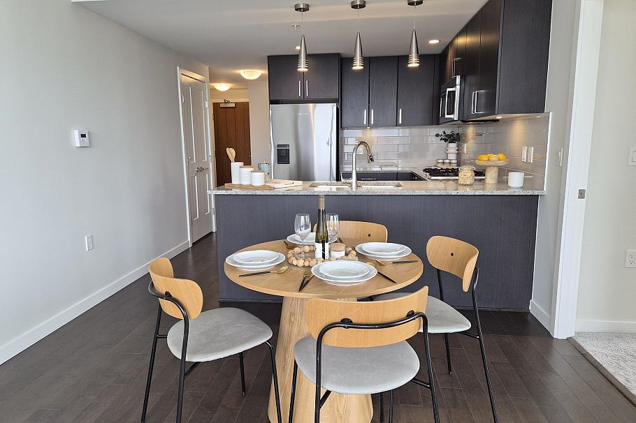 1606 1708 Ontario Street Vancouver, BC - 4