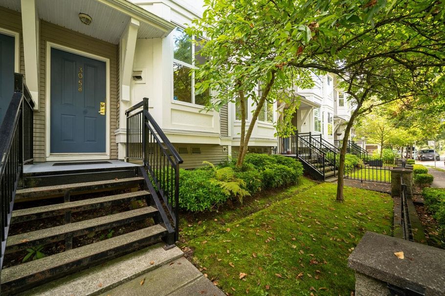 3058 E Kent Avenue South Vancouver, BC - 1