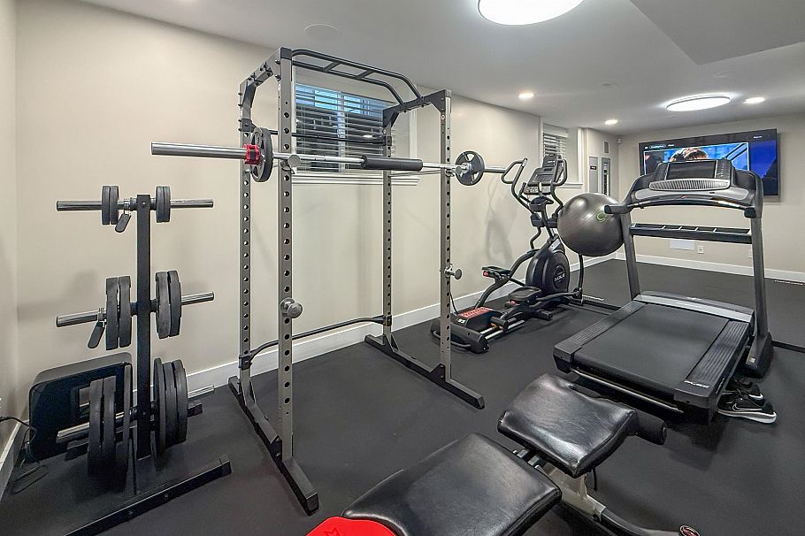 1458 William Avenue North Vancouver, BC - 32