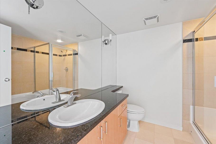 1903 1077 Marinaside Crescent Vancouver, BC - 25