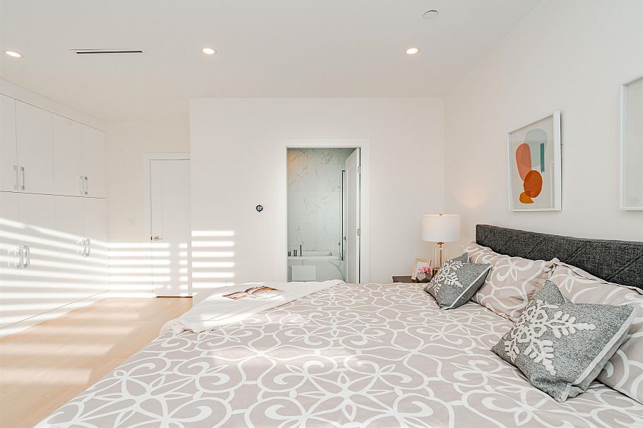 3321 W 37th Avenue Vancouver, BC - 12