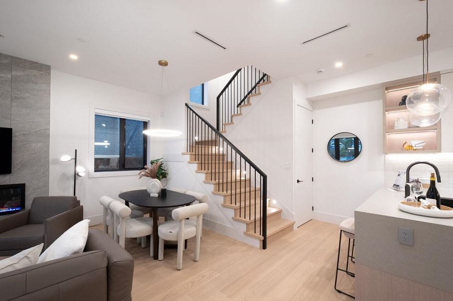 2493 Eton Street Vancouver, BC - 18