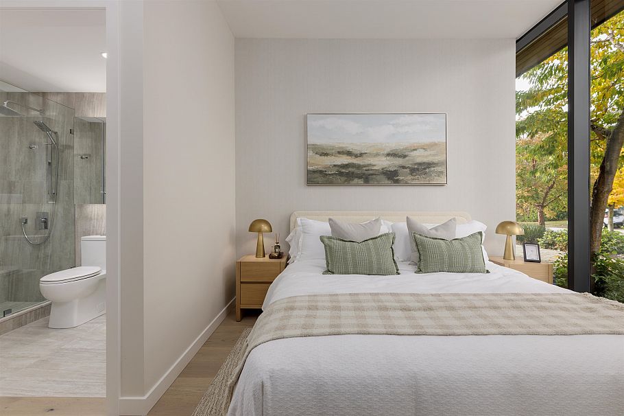 713 688 W 57th Avenue Vancouver, BC - 7