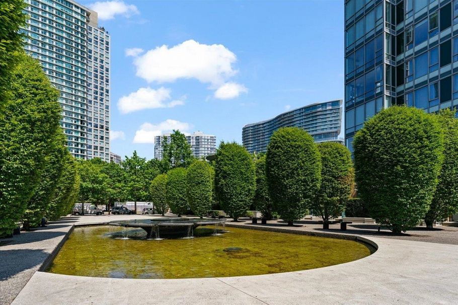 1903 1077 Marinaside Crescent Vancouver, BC - 33