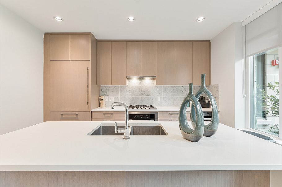 5336 University Boulevard Vancouver, BC - 11