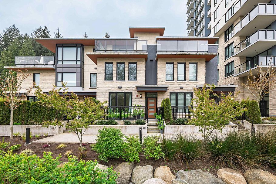 5336 University Boulevard Vancouver, BC - 1