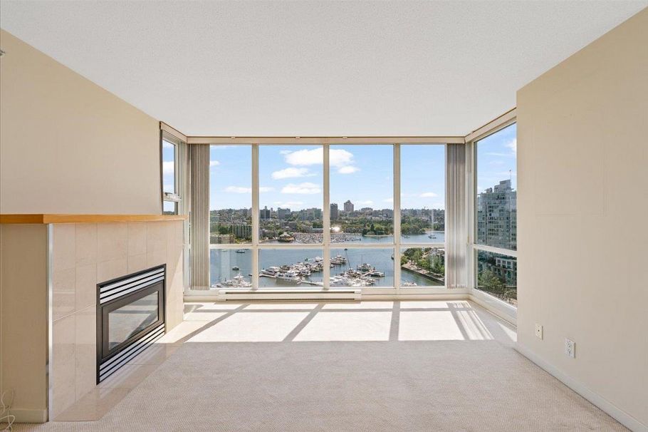 1903 1077 Marinaside Crescent Vancouver, BC - 5