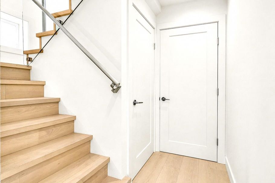 1221 Rossland Street Vancouver, BC - 18