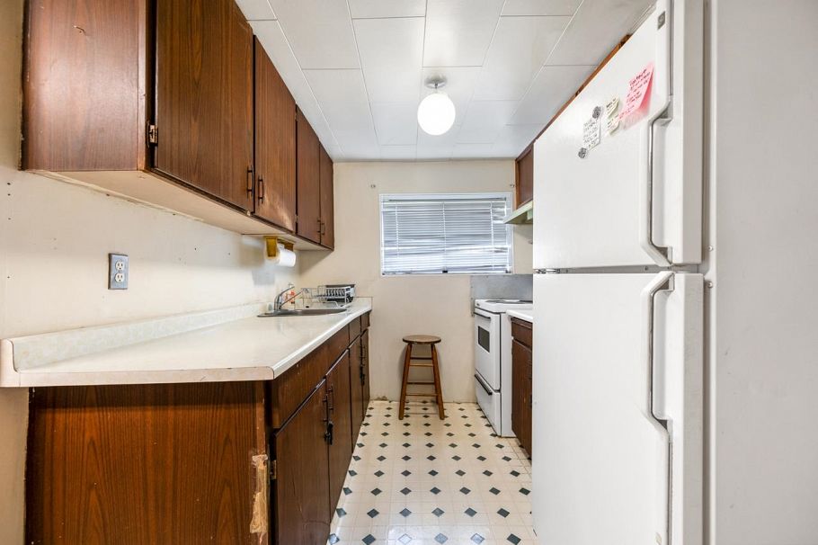 6036 Knight Street Vancouver, BC - 12