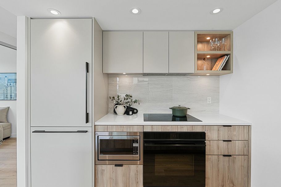 703 755 Harbourside Drive North Vancouver, BC - 8