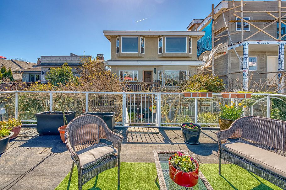 1627 E 34th Avenue Vancouver, BC - 26