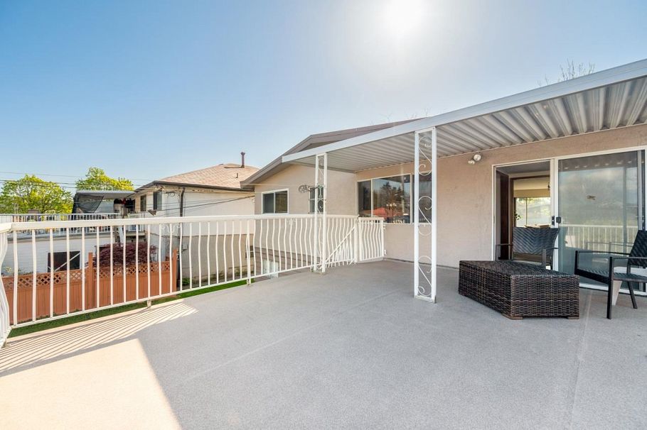 6036 Knight Street Vancouver, BC - 24