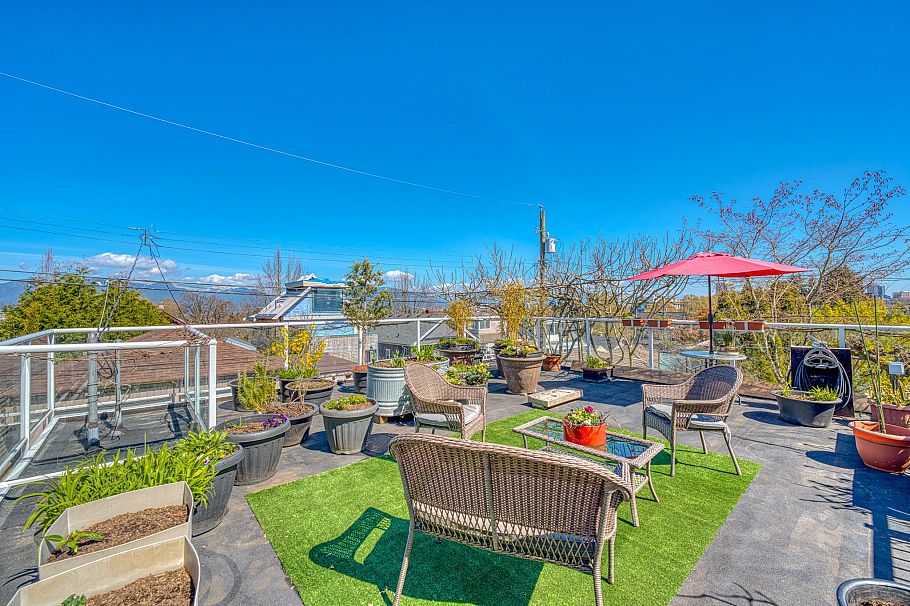 1627 E 34th Avenue Vancouver, BC - 27