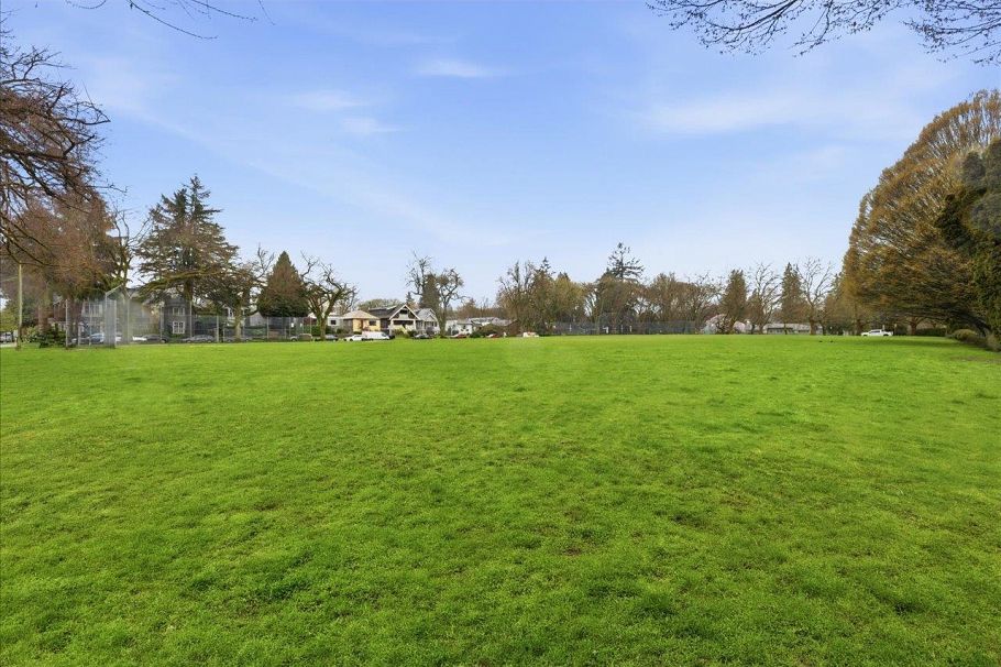 201 3290 W 4th Avenue Vancouver, BC - 34