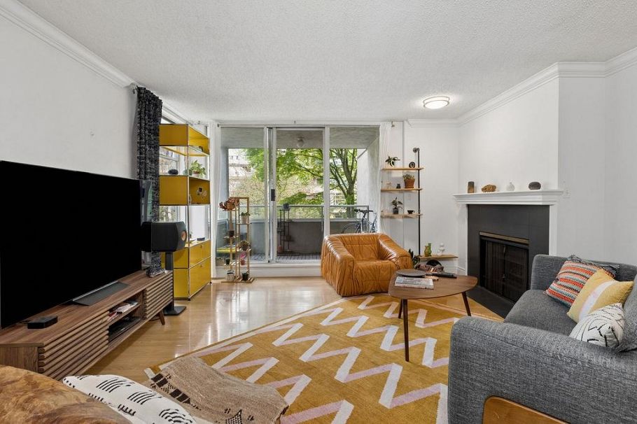 202 1220 Barclay Street Vancouver, BC - 5