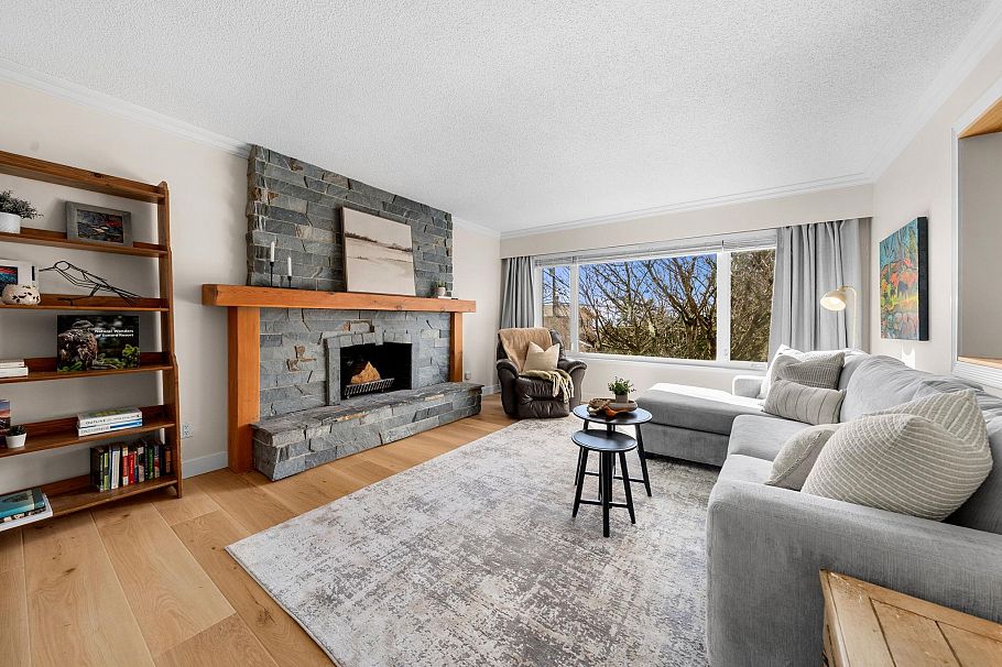 3300 Mahon Avenue North Vancouver, BC - 5