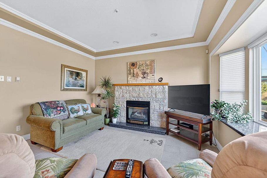 1627 E 34th Avenue Vancouver, BC - 13