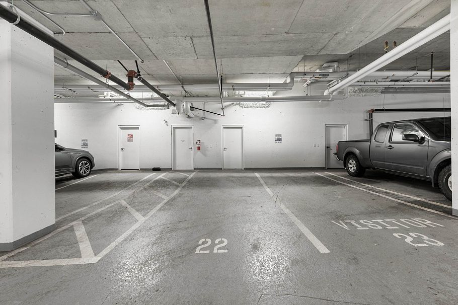 122 650 E 2nd Street North Vancouver, BC - 23