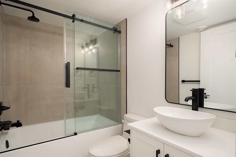 4832 Duchess Street Vancouver, BC - 14