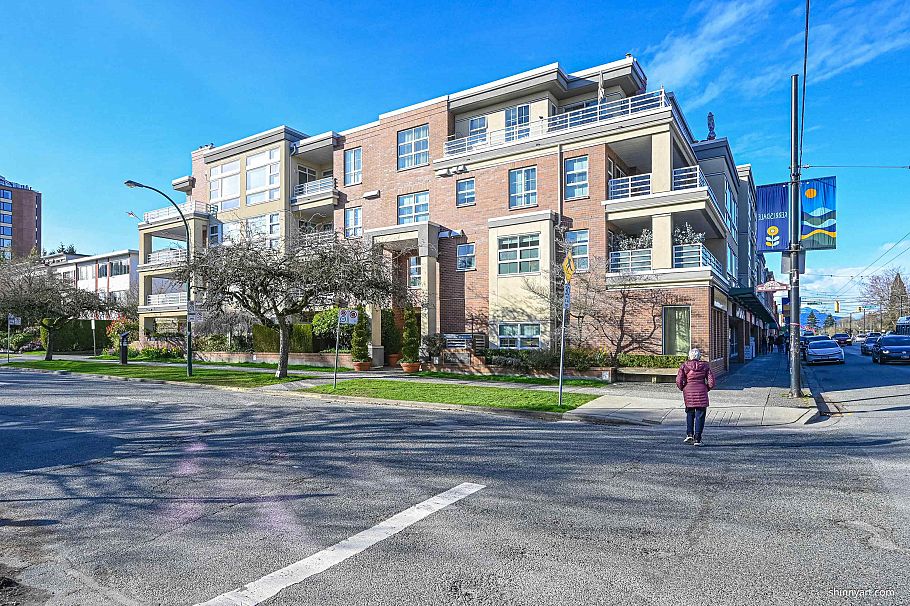 201 2105 W 42nd Avenue Vancouver, BC - 2