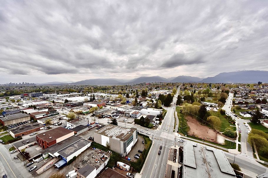 2405 1788 Gilmore Avenue Burnaby, BC - 24