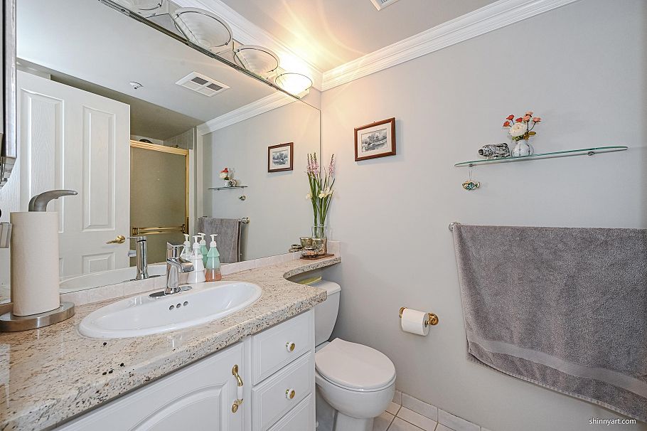 201 2105 W 42nd Avenue Vancouver, BC - 18