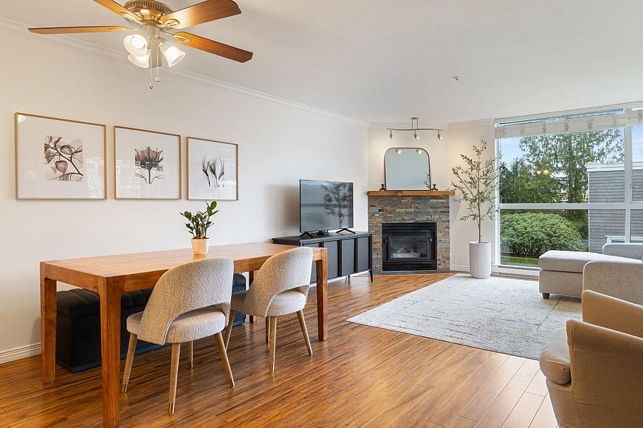 212 8450 Jellicoe Street Vancouver, BC - 8