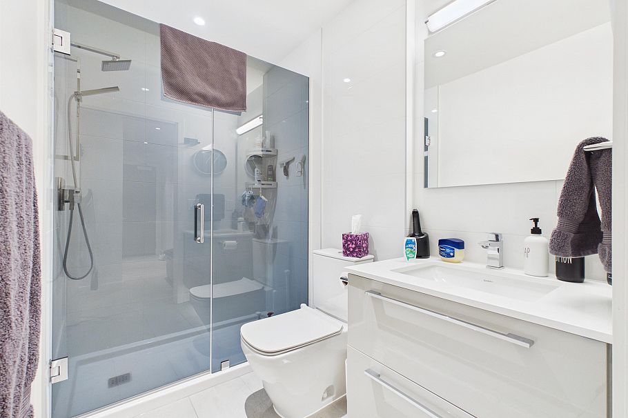 404 5289 Cambie Street Vancouver, BC - 18