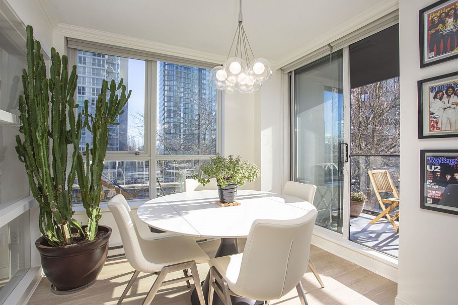 302 1438 Richards Street Vancouver, BC - 6