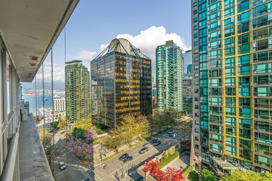 1209 1420 W Georgia Street Vancouver, BC - 20