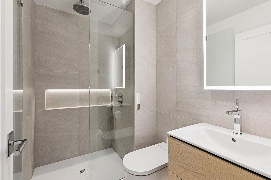 302 1388 Nelson Street Vancouver, BC - 21