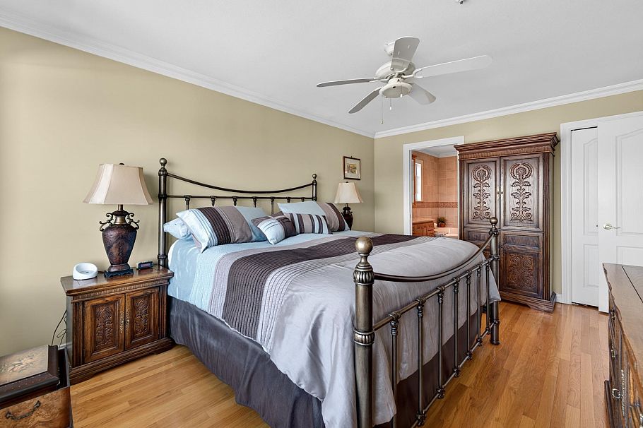 1627 E 34th Avenue Vancouver, BC - 16