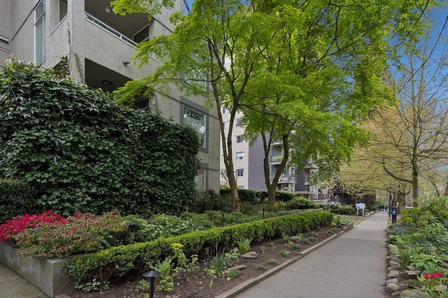 202 1220 Barclay Street Vancouver, BC - 19