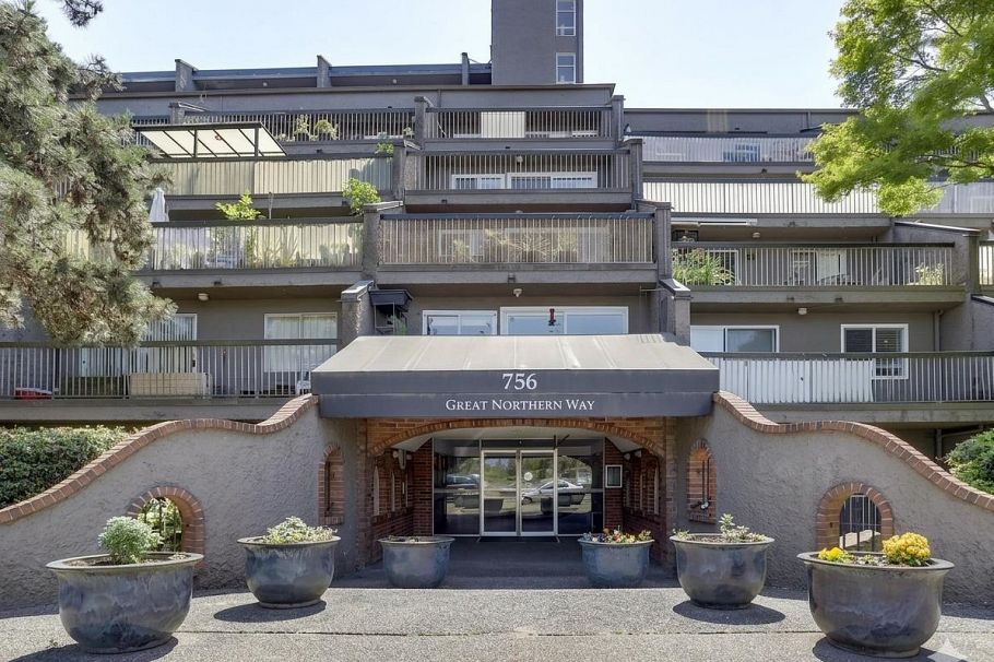 409 774 GREAT NORTHERN WAY, Vancouver BC V5T 1E1 Vancouver, BC - 2