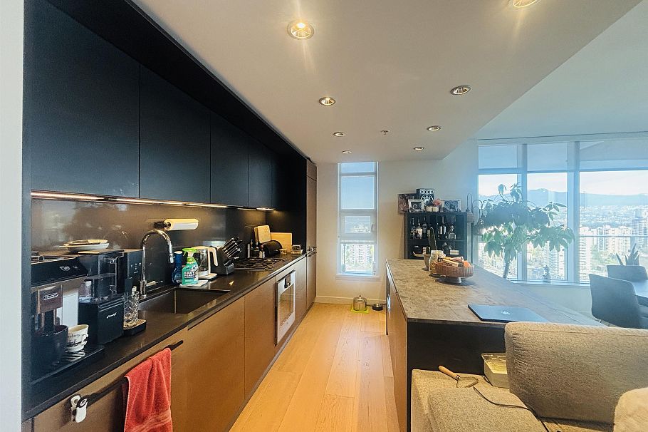 3502 1289 Hornby Street Vancouver, BC - 12