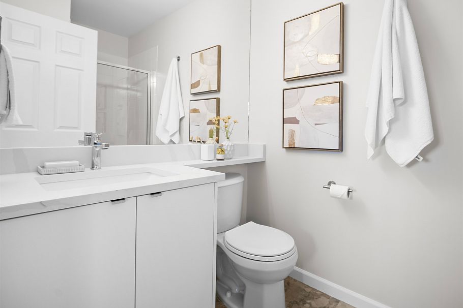 935 E 8th Avenue Vancouver, BC - 24