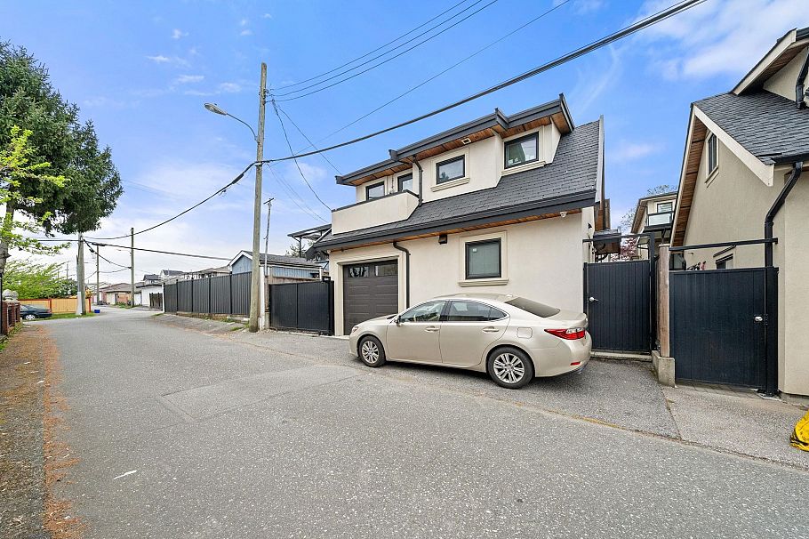 416 E 63rd Avenue Vancouver, BC - 16