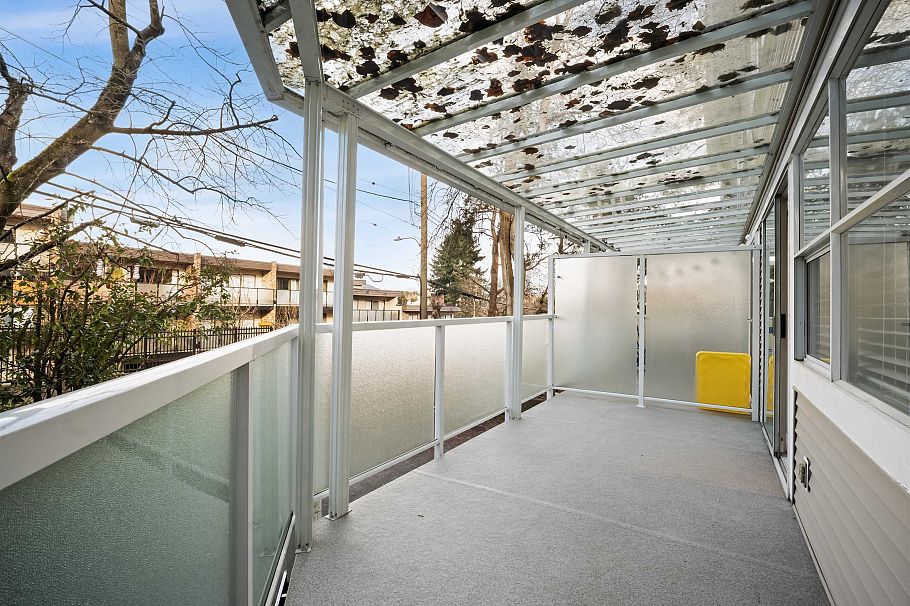 935 E 8th Avenue Vancouver, BC - 27
