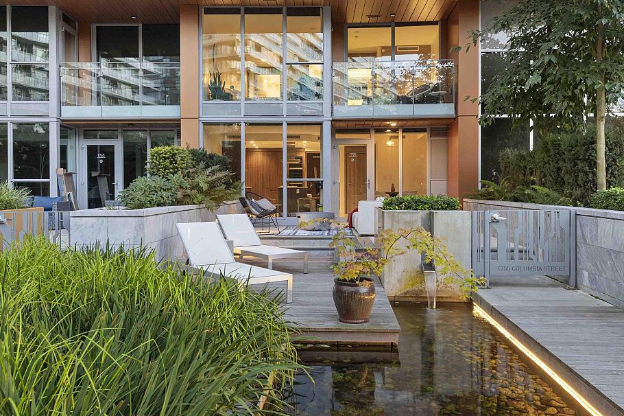 1755 Columbia Street Vancouver, BC - 2